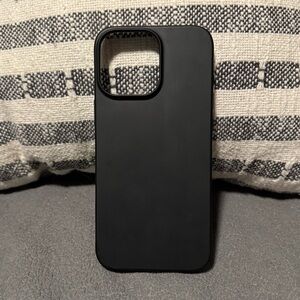 Thin Black iPhone 16 Pro Max Case